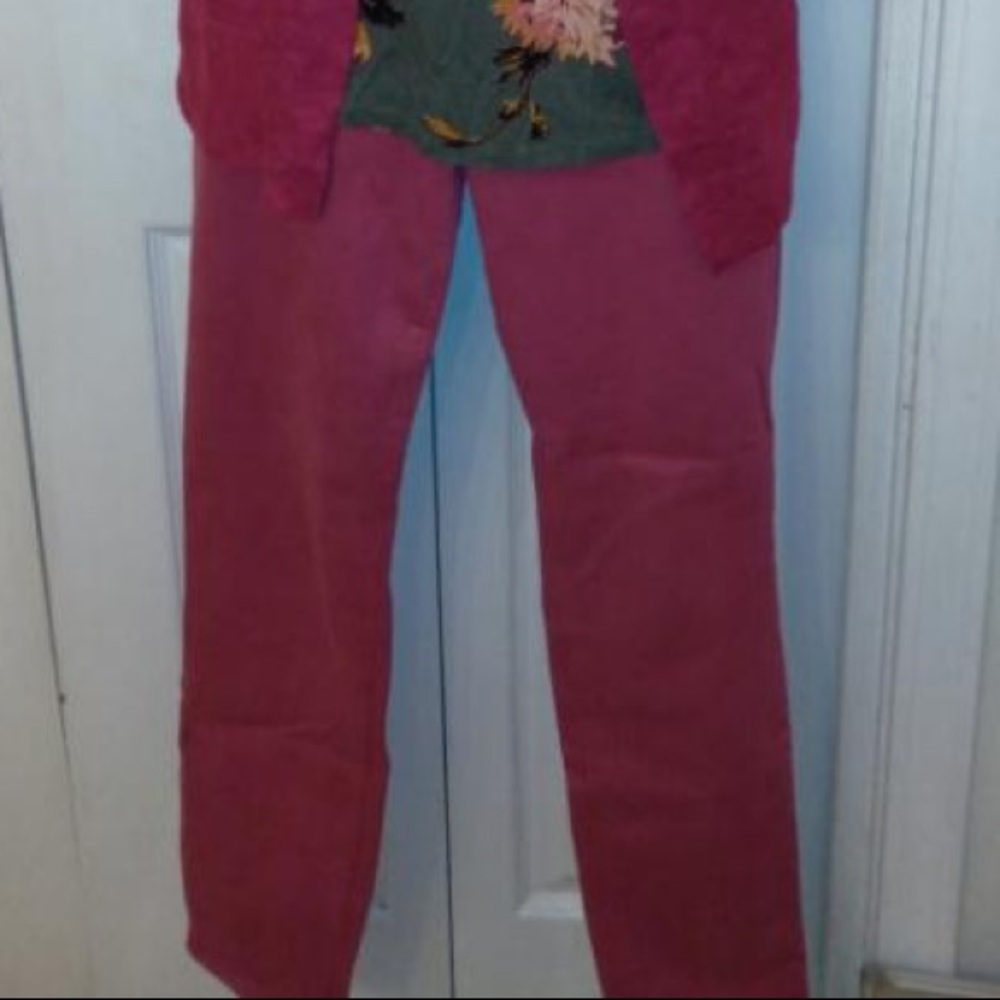 Red jeggings